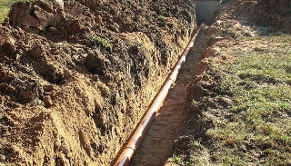 Копка траншей для водопровода в Сосногорске: цена за метр от 952 руб.